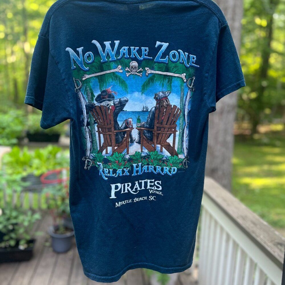 Gildan Men's M Pirates Voyage "No Wake Zone" Graphic Tee Myrtle Beach SC